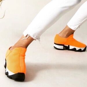 iRi WES I Blue Outline Low Top Sneakers Neoprene Recycled Poly Yarn Size 37.5